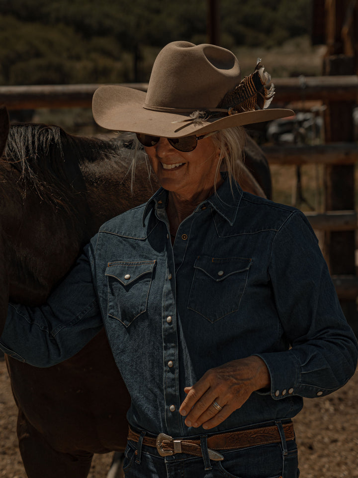 Women's Western Denim Pearl Snap - Schaefer Outfitter