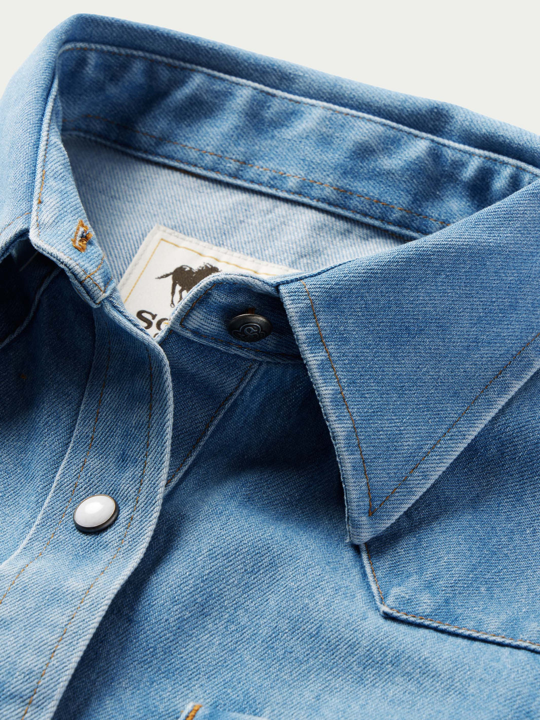 WOMENS WESTERN DENIM PEARL SNAP SHIRT - Schaefer Outfitter