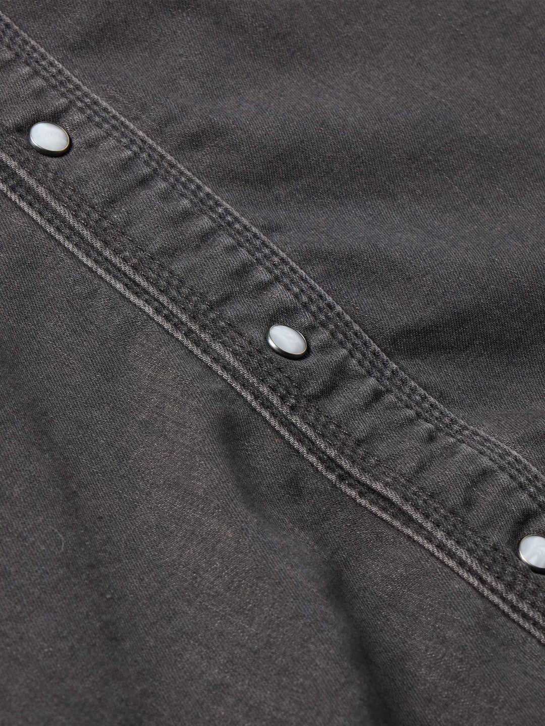 Women's Embroidered Denim Snap Shirt - Schaefer Outfitter