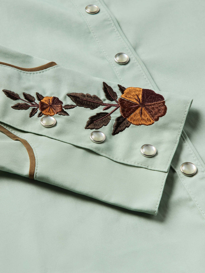 WOMENS EMBROIDERED SNAP SHIRT - Schaefer Outfitter