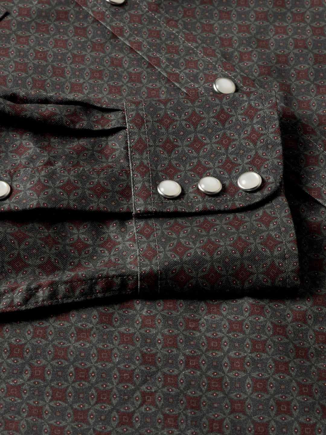 CLASSIC WESTERN BUTTON DOWN WITH SNAPS - Schaefer Outfitter