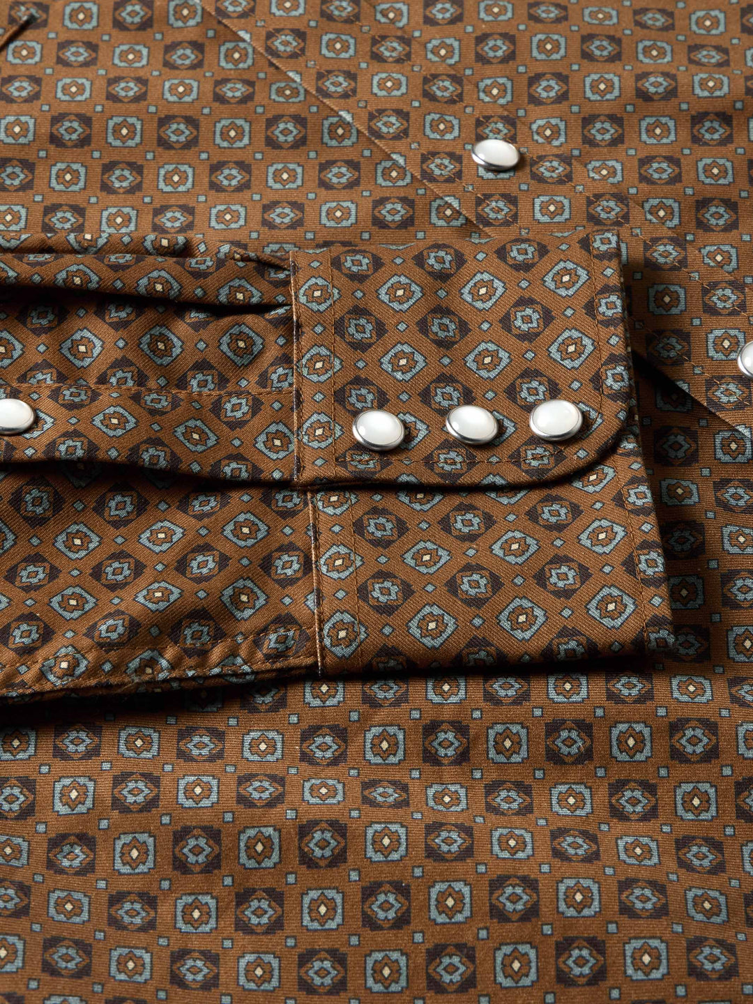 CLASSIC WESTERN BUTTON DOWN WITH SNAPS - Schaefer Outfitter