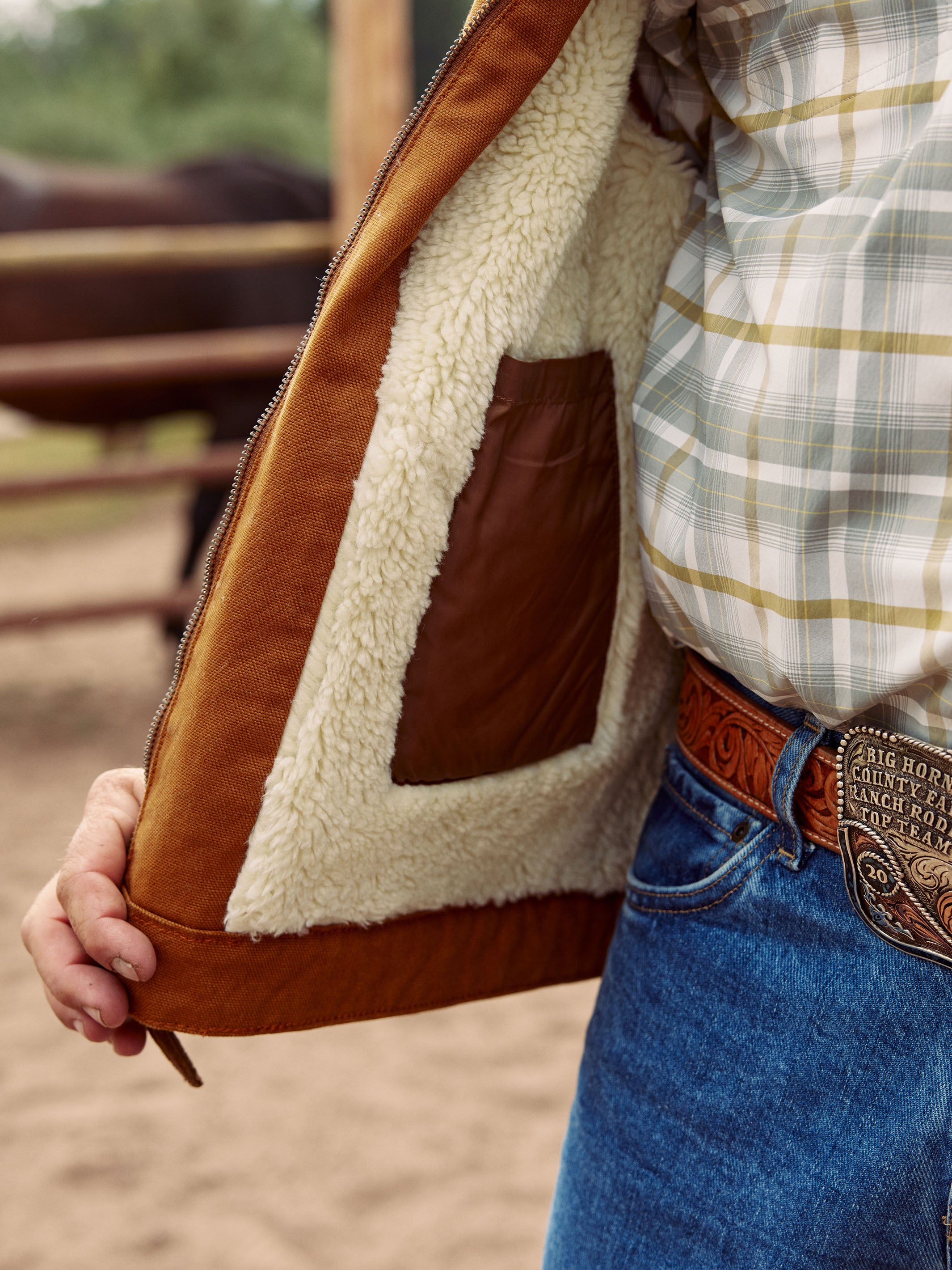 Zip Canvas Vest With Sherpa Lining | Schaefer Outfitter