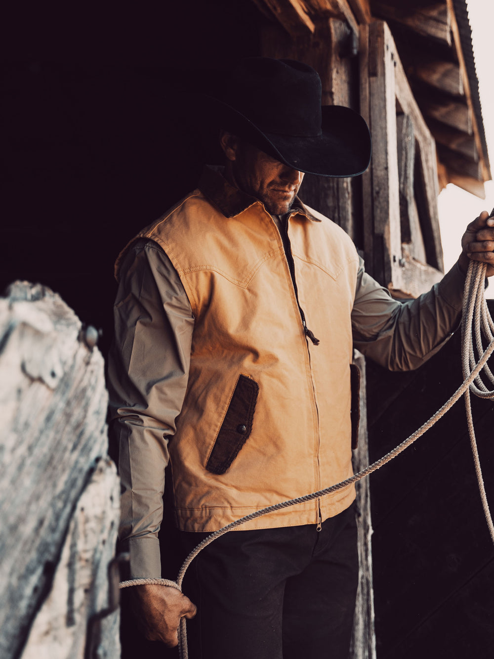 Zip Canvas Vest with Sherpa Lining - Schaefer Outfitter