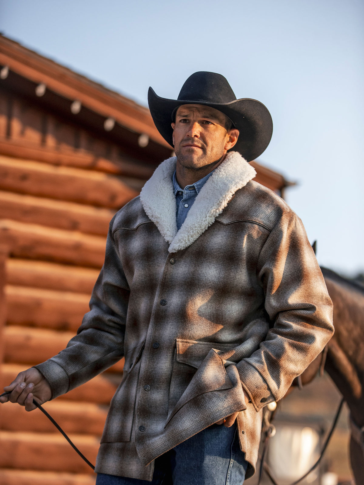 Wool Coat With Shearling Collar - Schaefer Outfitter