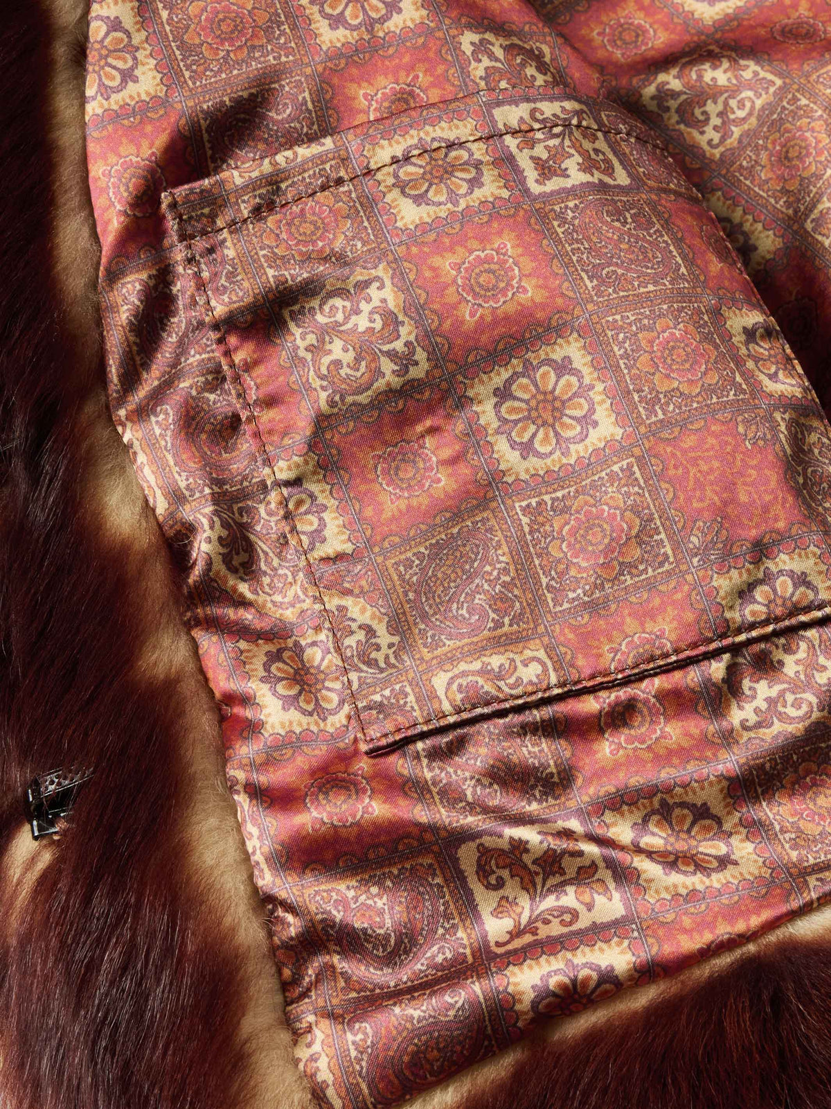 Women’s Toscana jacket in auburn with ornate patchwork-style paisley pattern