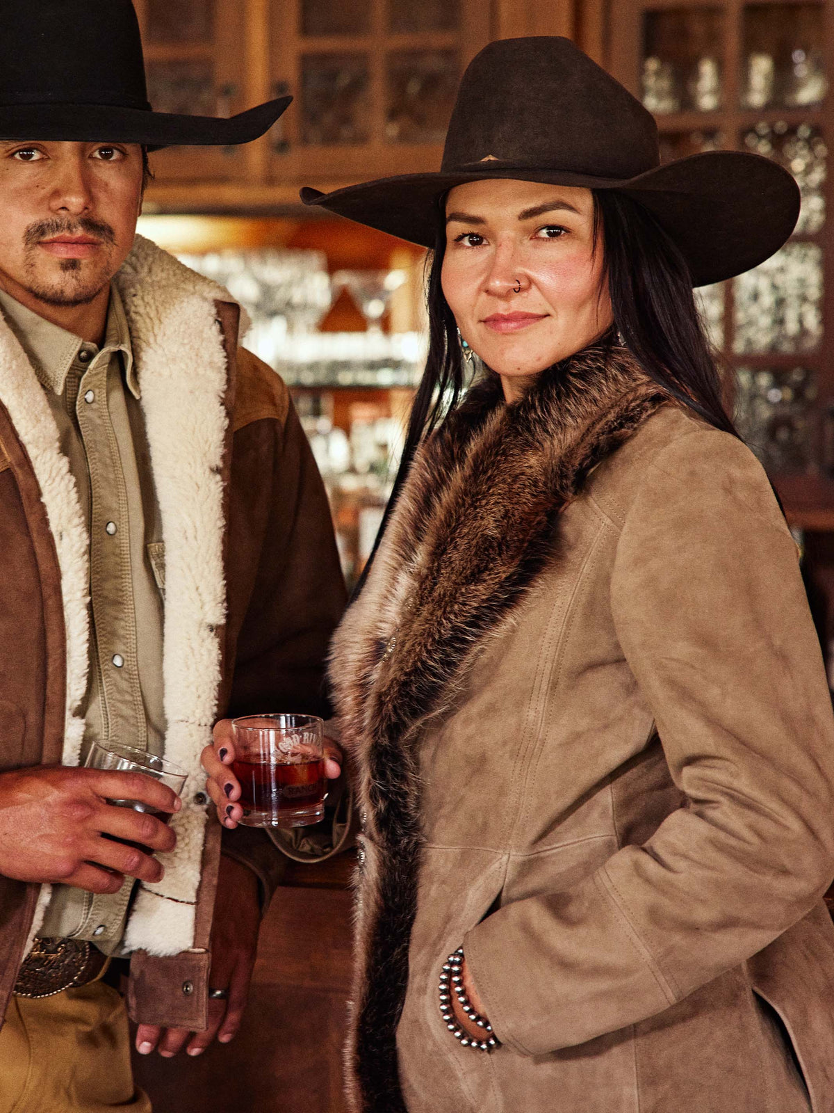 Women's Suede Coat With Toscana Shearling Collar - Schaefer Outfitter