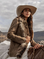 Women's Suede Coat With Toscana Shearling Collar - Schaefer Outfitter